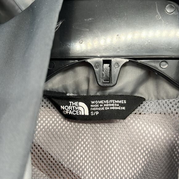 The North Face Women's Resolve Plus Hooded Jacket - Asphalt Gray - Small - Picture 5 of 8